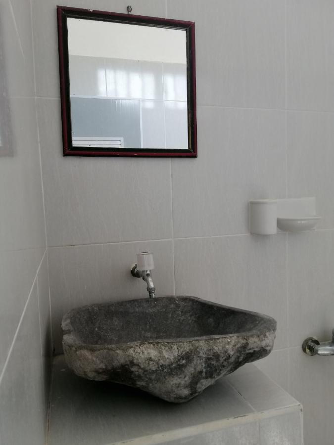 Vacation Inn Gili 吉利特拉旺安 外观 照片