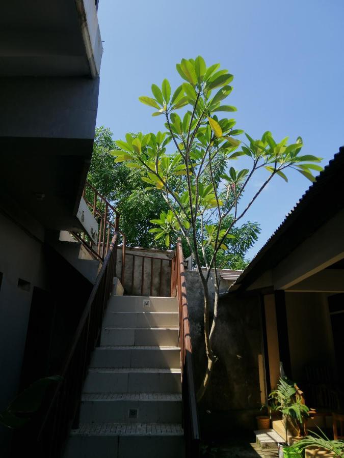 Vacation Inn Gili 吉利特拉旺安 外观 照片